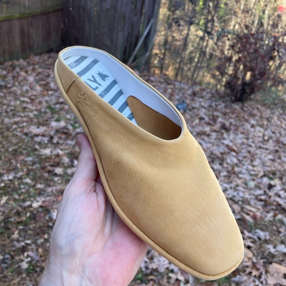 Fly London Shoes - New Fly London Leather  Mules Flats Size 37